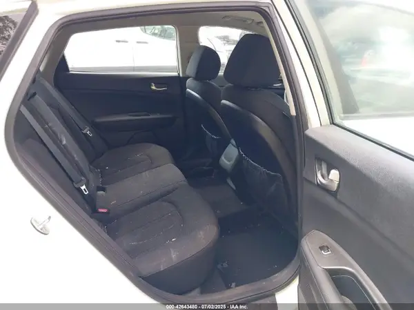 5XXGT4L3XHG158133 2017 KIA OPTIMA - Image 8