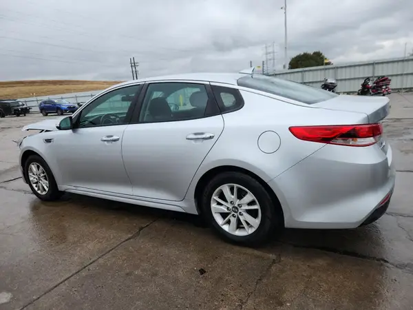 5XXGT4L3XHG160660 2017 KIA OPTIMA - Image 2