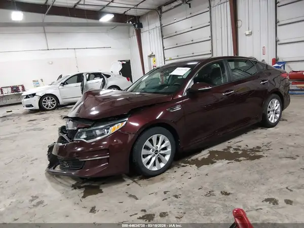 5XXGT4L3XHG162084 2017 KIA OPTIMA - Image 2