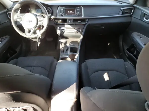 5XXGT4L3XHG166037 2017 KIA OPTIMA - Image 8