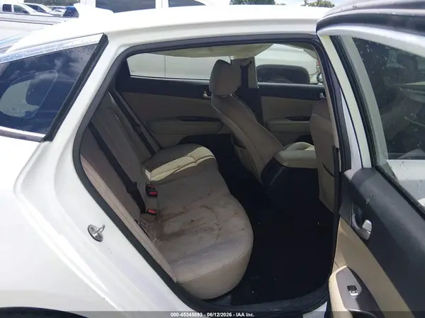 5XXGT4L3XHG166992 2017 KIA OPTIMA - Image 8