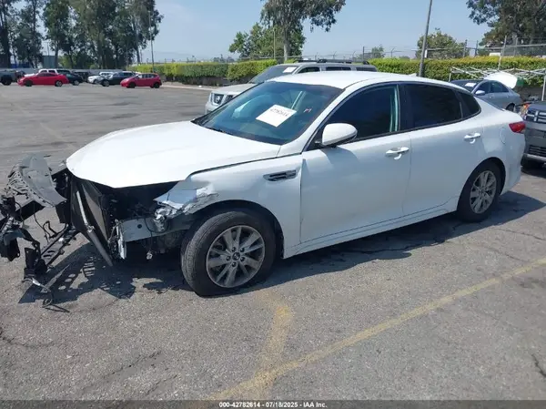 5XXGT4L3XHG167396 2017 KIA OPTIMA - Image 2