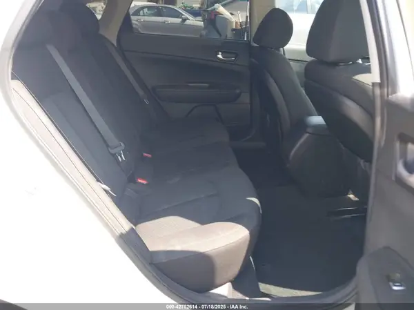 5XXGT4L3XHG167396 2017 KIA OPTIMA - Image 8