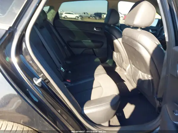 5XXGT4L3XJG179330 2018 KIA OPTIMA - Image 8