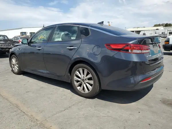 5XXGT4L3XJG182499 2018 KIA OPTIMA - Image 2