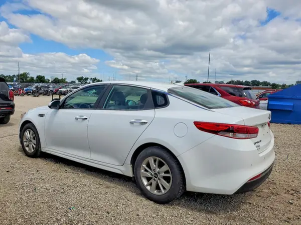 5XXGT4L3XJG184821 2018 KIA OPTIMA - Image 2