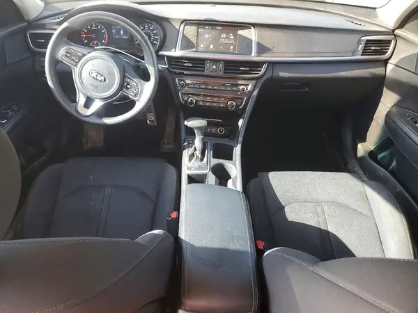 5XXGT4L3XJG187556 2018 KIA OPTIMA - Image 8