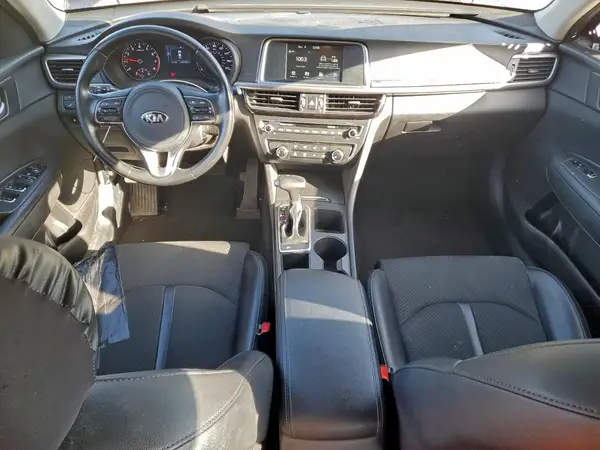 5XXGT4L3XJG188755 2018 KIA OPTIMA - Image 8