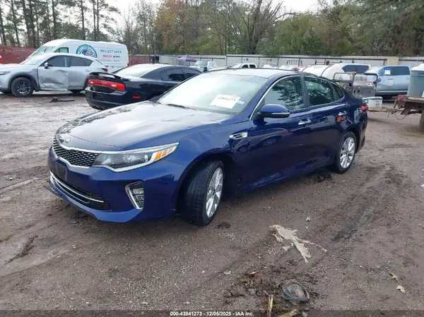5XXGT4L3XJG188836 2018 KIA OPTIMA - Image 2