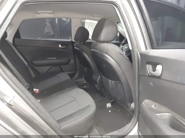 5XXGT4L3XJG192675 2018 KIA OPTIMA - Image 8