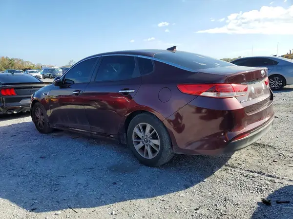 5XXGT4L3XJG197701 2018 KIA OPTIMA - Image 2