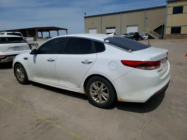 5XXGT4L3XJG204176 2018 KIA OPTIMA - Image 2