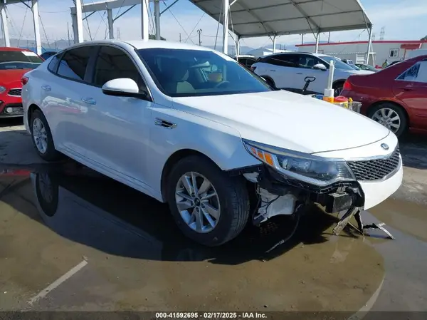 5XXGT4L3XJG208874 2018 KIA OPTIMA - Image 1