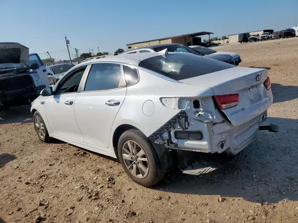 5XXGT4L3XJG211211 2018 KIA OPTIMA - Image 2