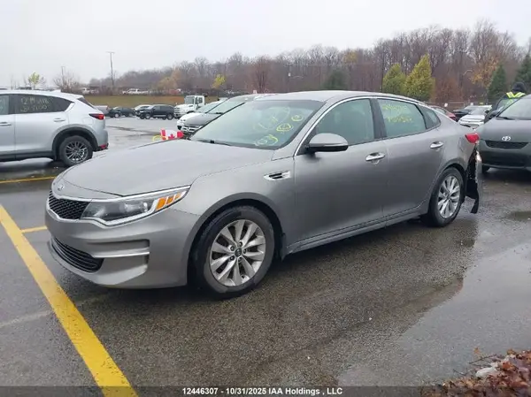 5XXGT4L3XJG211547 2018 KIA OPTIMA - Image 2