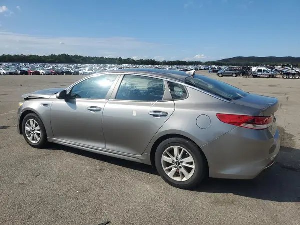 5XXGT4L3XJG215727 2018 KIA OPTIMA - Image 2