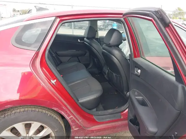 5XXGT4L3XJG215906 2018 KIA OPTIMA - Image 8