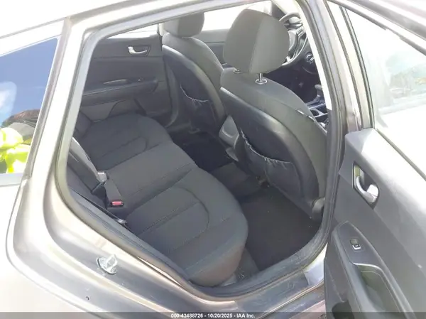 5XXGT4L3XJG222497 2018 KIA OPTIMA - Image 8