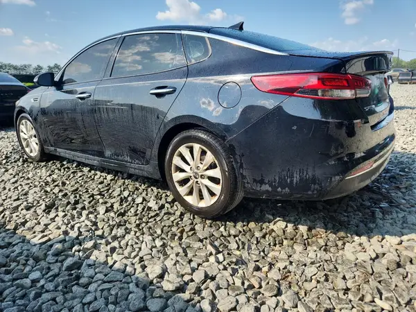5XXGT4L3XJG223021 2018 KIA OPTIMA - Image 2