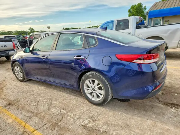 5XXGT4L3XJG223407 2018 KIA OPTIMA - Image 2