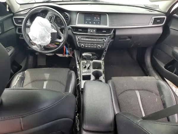 5XXGT4L3XJG227943 2018 KIA OPTIMA - Image 8