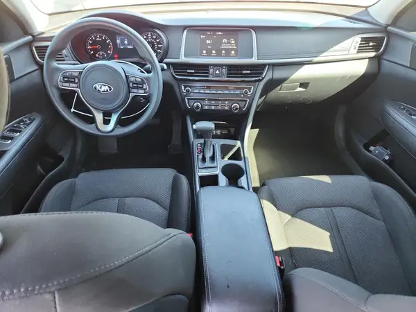 5XXGT4L3XJG229272 2018 KIA OPTIMA - Image 8