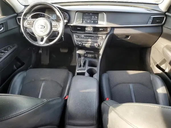 5XXGT4L3XJG230583 2018 KIA OPTIMA - Image 8