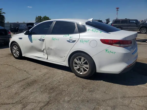 5XXGT4L3XJG231734 2018 KIA OPTIMA - Image 2