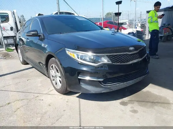 5XXGT4L3XJG234326 2018 KIA OPTIMA - Image 1