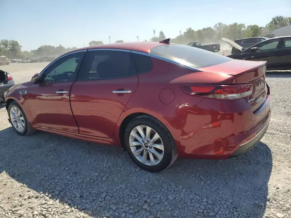 5XXGT4L3XJG234875 2018 KIA OPTIMA - Image 2