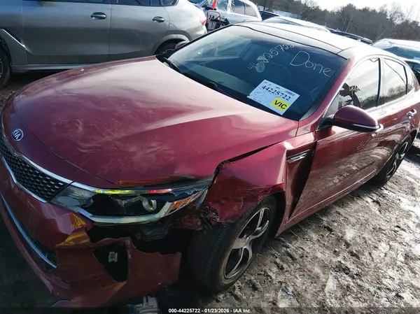 5XXGT4L3XJG237047 2018 KIA OPTIMA - Image 2