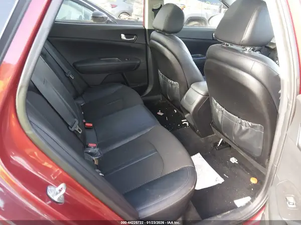 5XXGT4L3XJG237047 2018 KIA OPTIMA - Image 8