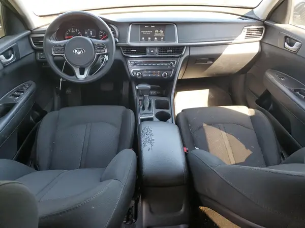 5XXGT4L3XJG239087 2018 KIA OPTIMA - Image 8