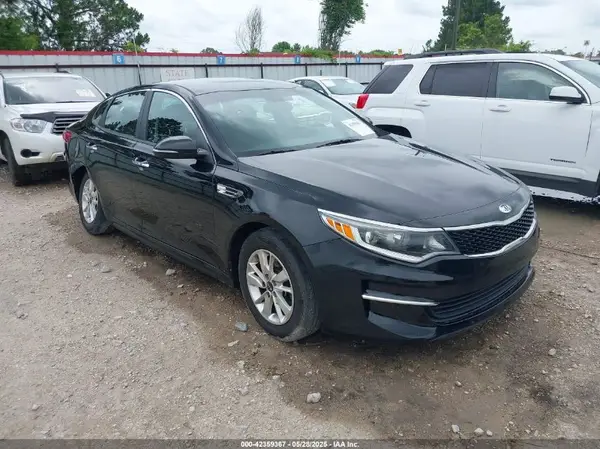 5XXGT4L3XJG239560 2018 KIA OPTIMA - Image 1