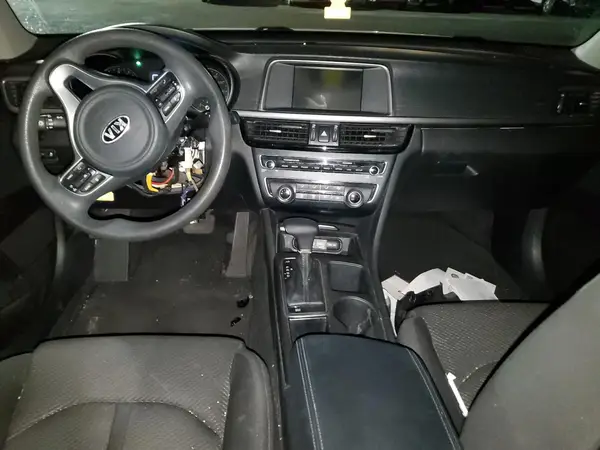 5XXGT4L3XJG239686 2018 KIA OPTIMA - Image 8