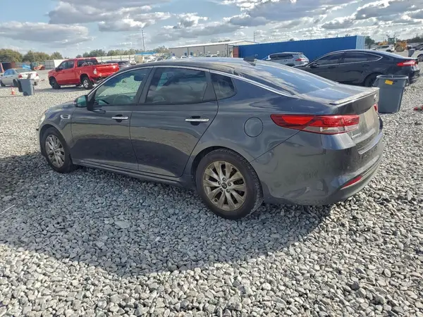 5XXGT4L3XJG240238 2018 KIA OPTIMA - Image 2