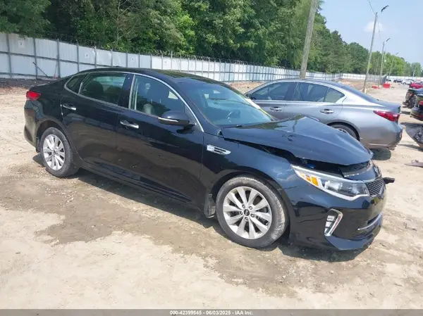 5XXGT4L3XJG241003 2018 KIA OPTIMA - Image 1