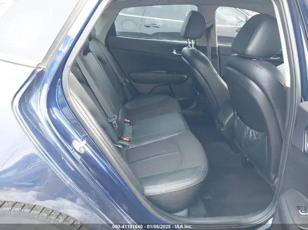 5XXGT4L3XJG242796 2018 KIA OPTIMA - Image 8