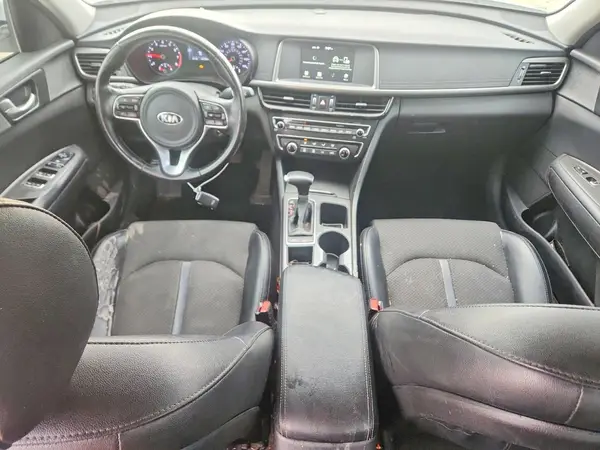 5XXGT4L3XJG243866 2018 KIA OPTIMA - Image 8