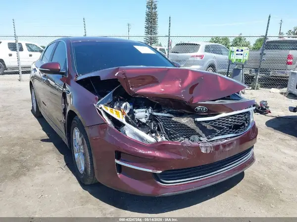 5XXGT4L3XJG248906 2018 KIA OPTIMA - Image 1