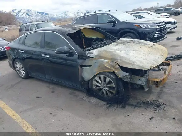 5XXGT4L3XJG250896 2018 KIA OPTIMA - Image 1