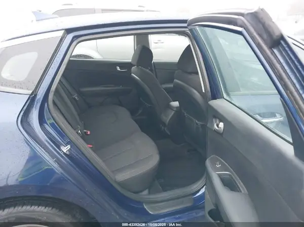 5XXGT4L3XJG252776 2018 KIA OPTIMA - Image 8