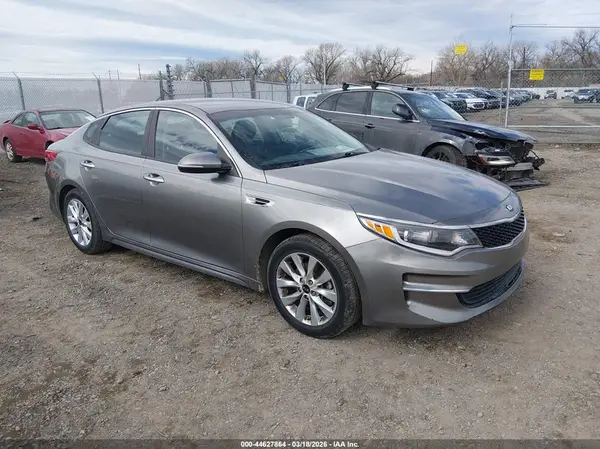 5XXGT4L3XJG253622 2018 KIA OPTIMA - Image 1