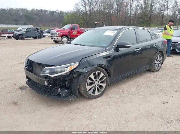 5XXGT4L3XJG254849 2018 KIA OPTIMA - Image 2