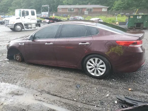 5XXGT4L3XJG259145 2018 KIA OPTIMA - Image 2