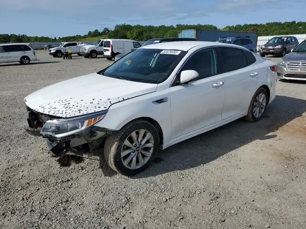 5XXGT4L3XJG260148 2018 KIA OPTIMA - Image 1
