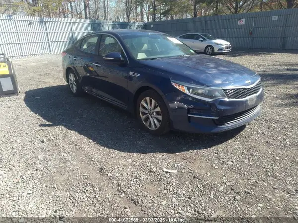 5XXGT4L3XJG260425 2018 KIA OPTIMA - Image 1