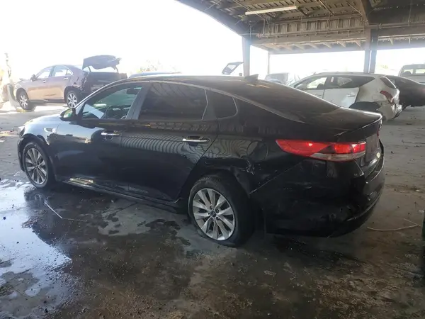 5XXGT4L3XJG264362 2018 KIA OPTIMA - Image 2