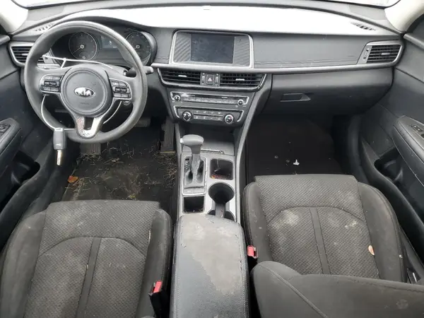 5XXGT4L3XJG264961 2018 KIA OPTIMA - Image 8