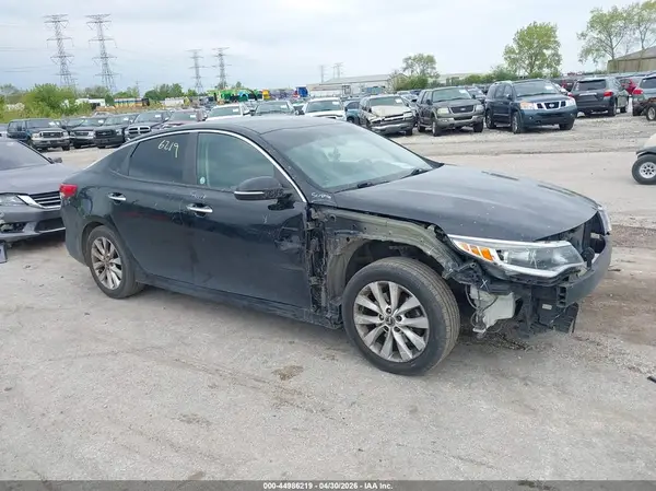 5XXGT4L3XJG268315 2018 KIA OPTIMA - Image 1